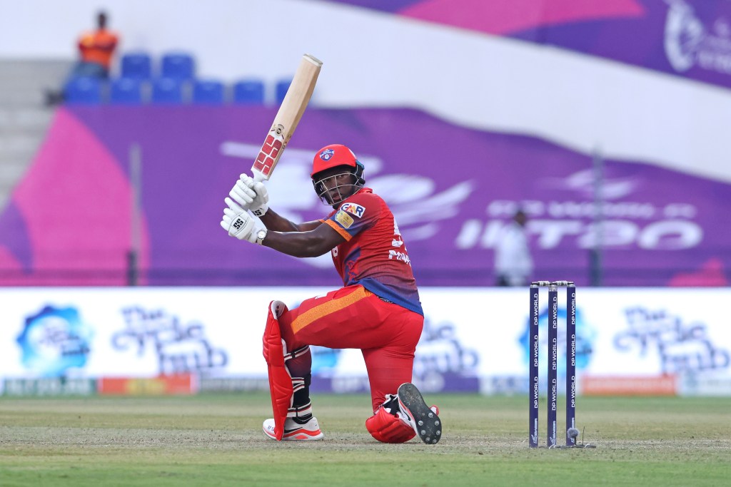Dubai Capitals clinch important six-wicket victory over Gulf Giants 
